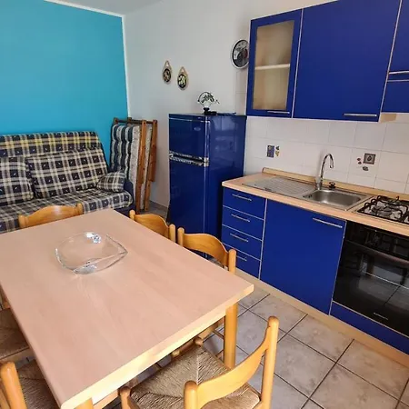 Sikania House Apartment *